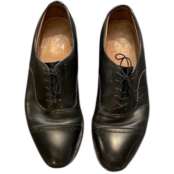 Johnston and Murphy Dress Shoes - Picture 1 of 4